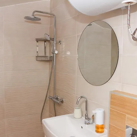 Shik & Chic In The Heart Of # 5min From Burgas
